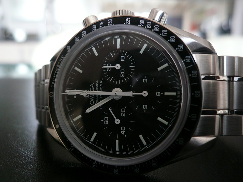 OMEGA SPEEDMASTER MOONWATCH
 	 
