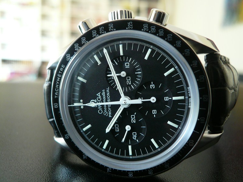 OMEGA SPEEDMASTER MOONWATCH
 	 
