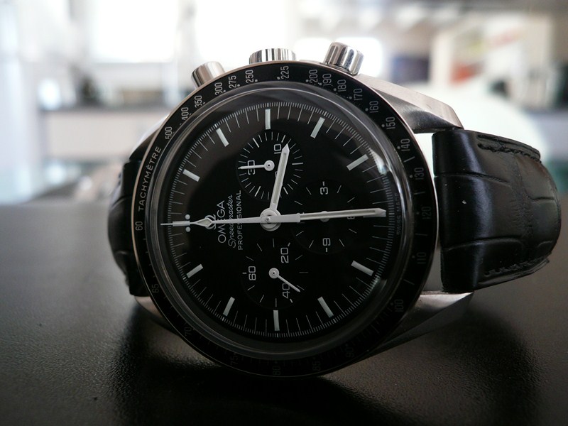 OMEGA SPEEDMASTER MOONWATCH
 	 
