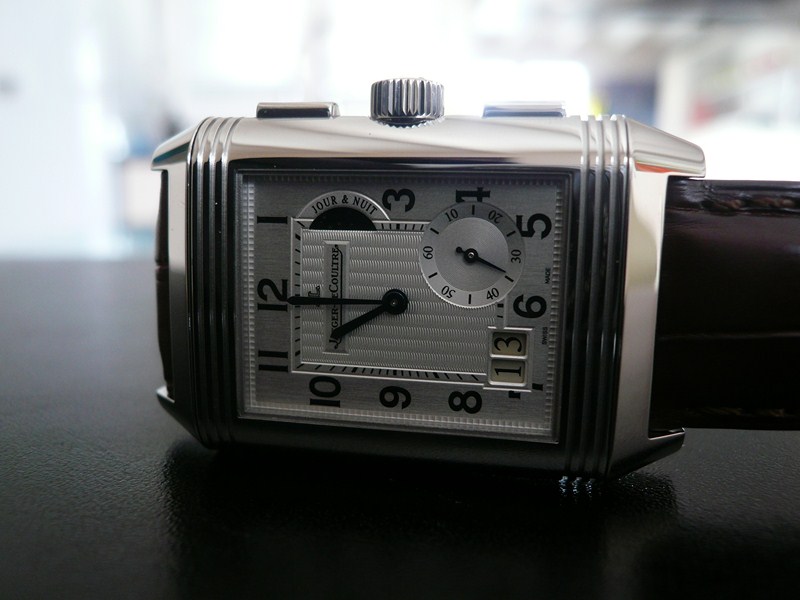 JAEGER LECOULTRE GRANDE REVERSO GMT
 	 
