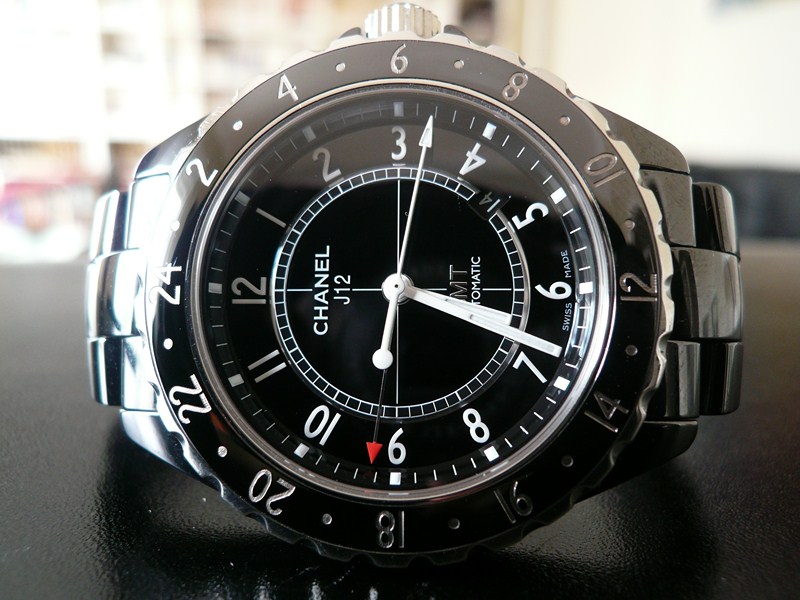 CHANEL J12 GMT
 	 
