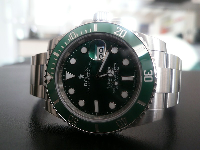 ROLEX SUBMARINER DATE LUNETTE VERTE CERAMIQUE
 	 
