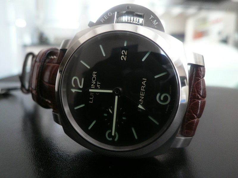 PANERAI LUMINOR 1950 3 DAYS GMT
 	 
