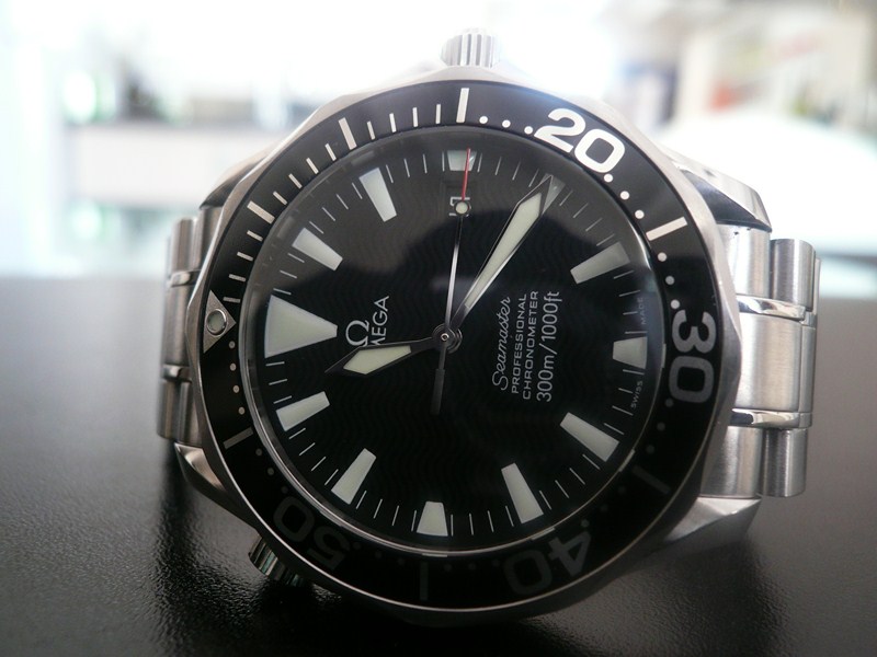 OMEGA SEAMASTER DIVER 300 M PETER BLAKE
 	 
