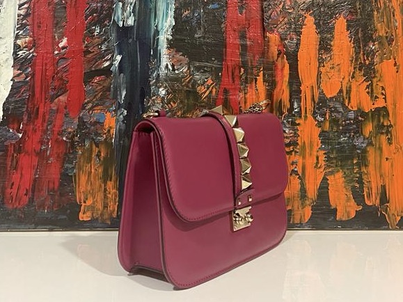 photo n°2 : VALENTINO LEATHER SHOULDER BAG GLAM LOCK