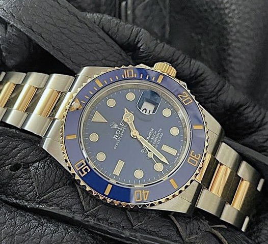 ROLEX SUBMARINER DATE