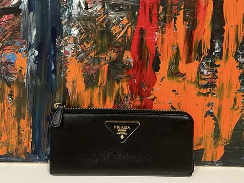 PRADA SAFFIANO LEATHER WALLET