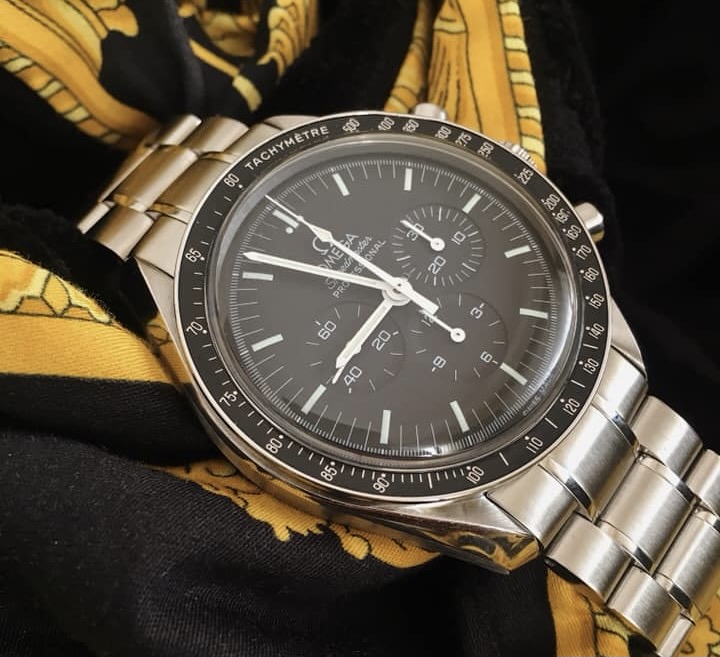 OMEGA SPEEDMASTER MOONWATCH