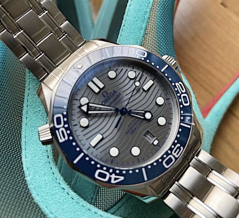 OMEGA SEAMASTER DIVER 300M