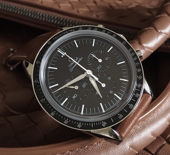 OMEGA SPEEDMASTER MOONWATCH