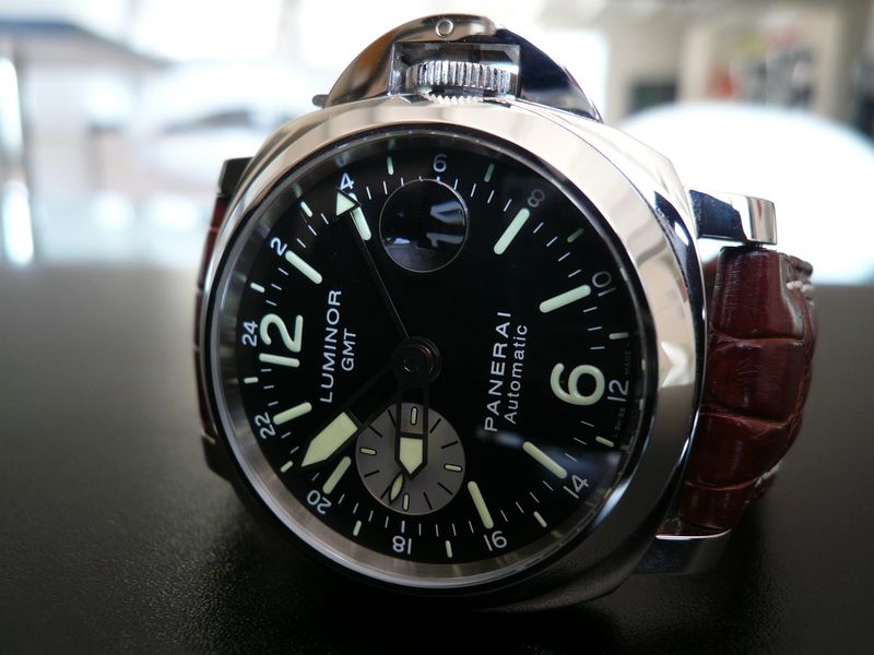 PANERAI LUMINOR GMT
 	 
