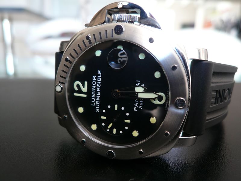 PANERAI LUMINOR SUBMERSIBLE
 	 
