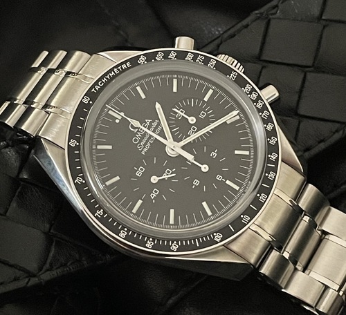 OMEGA SPEEDMASTER MOONWATCH