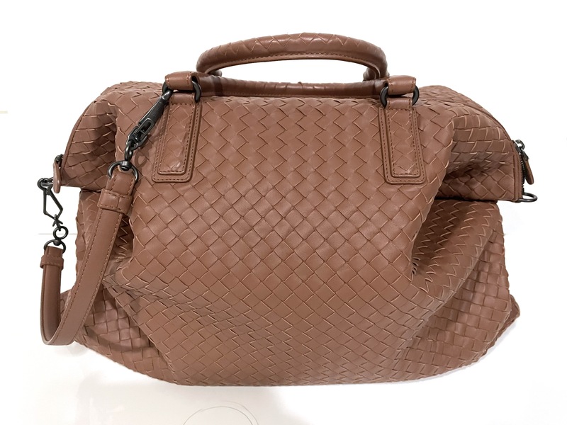 photo n°1 : BOTTEGA VENETA SAC A MAIN INTRECCIATO CONVERTIBLE MAXI