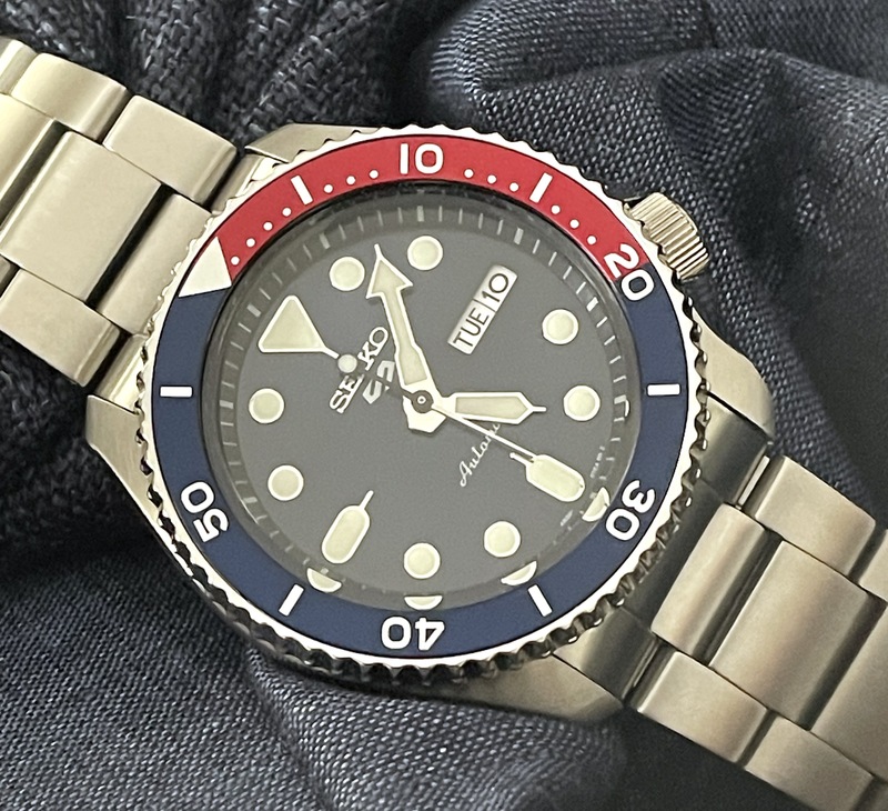 SEIKO 5 SPORTS