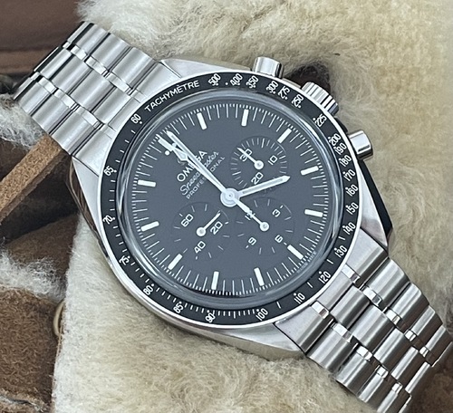 OMEGA SPEEDMASTER MOONWATCH CALIBRE 3861