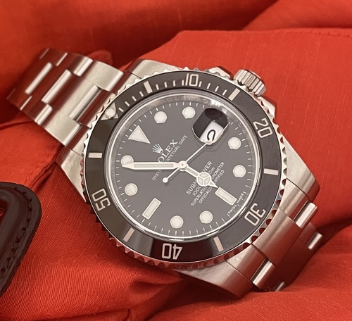 ROLEX SUBMARINER DATE