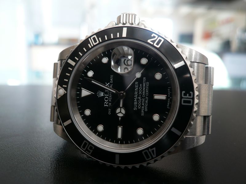 ROLEX SUBMARINER DATE
 	 
