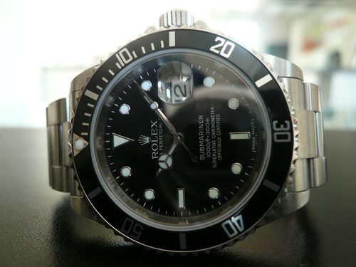 ROLEX SUBMARINER DATE