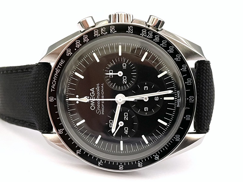 photo n°2 : OMEGA SPEEDMASTER MOONWATCH CALIBRE 3861