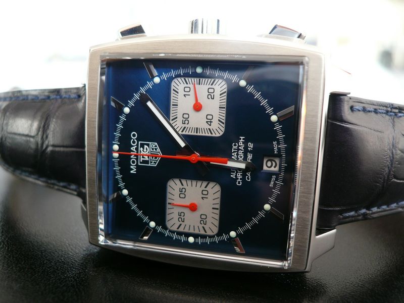 TAG HEUER MONACO 'STEVE MCQUEEN' CALIBRE 12
 	 
