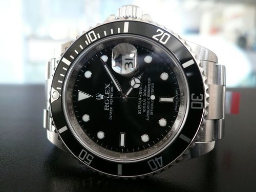 ROLEX SUBMARINER DATE