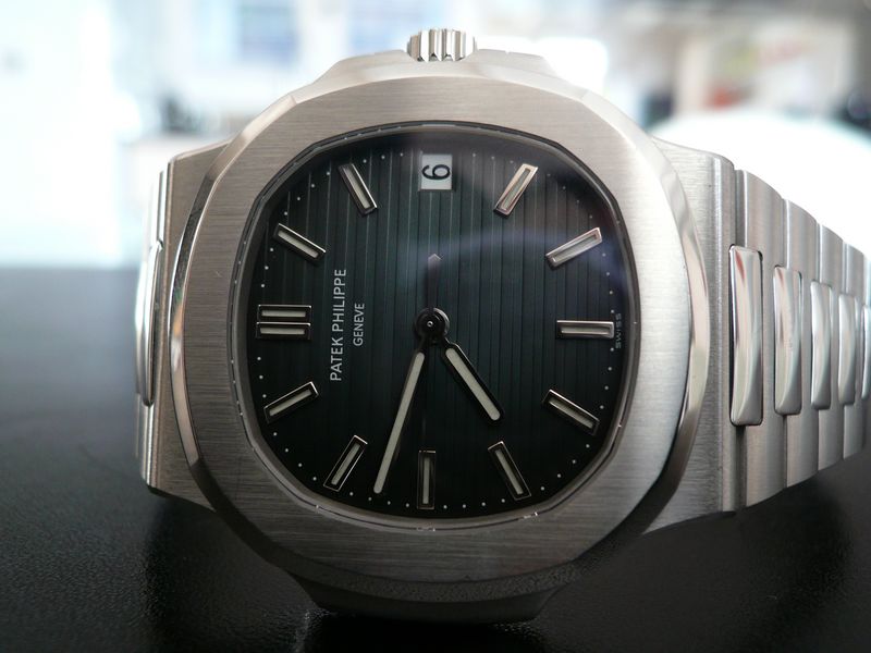 PATEK PHILIPPE NAUTILUS
 	 
