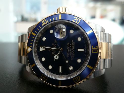 ROLEX SUBMARINER DATE OR ET ACIER