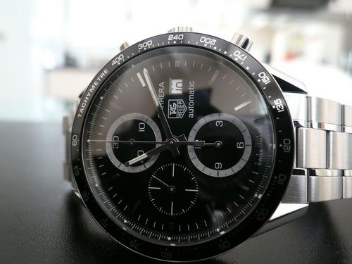 TAG HEUER CARRERA