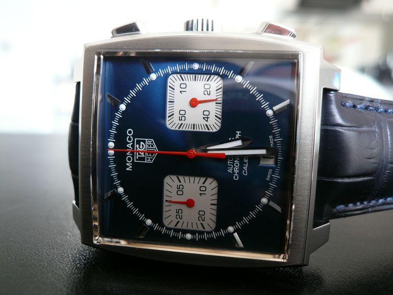 TAG HEUER MONACO CALIBRE 12
 	 
