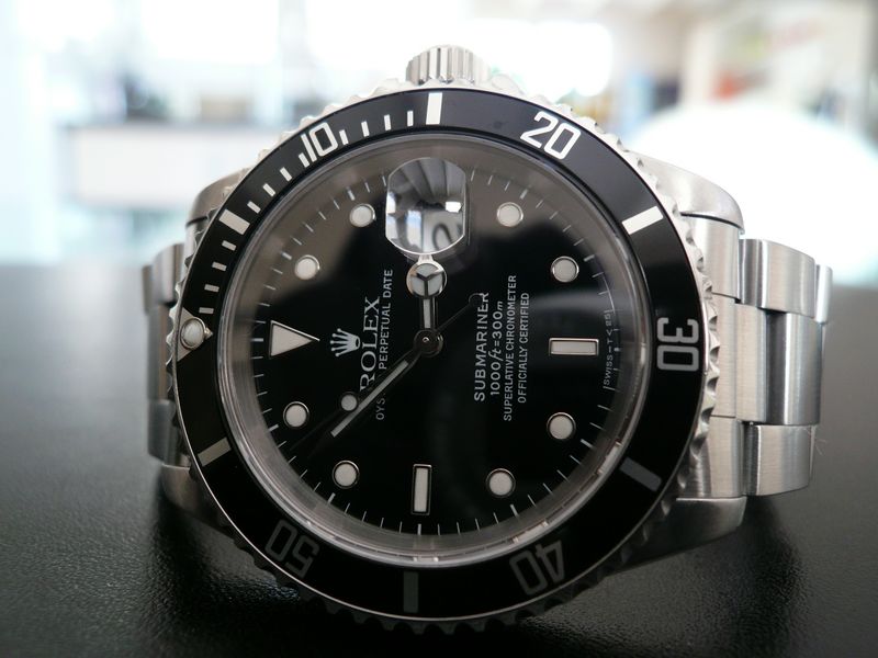 ROLEX SUBMARINER DATE
 	 
