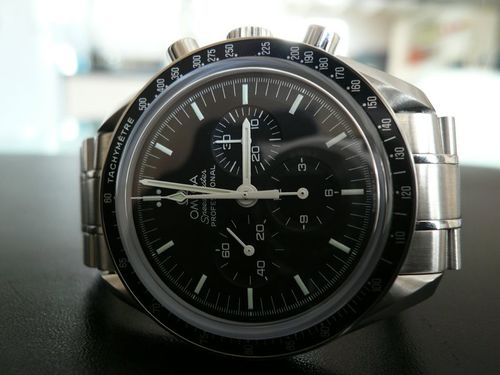 OMEGA SPEEDMASTER MOONWATCH