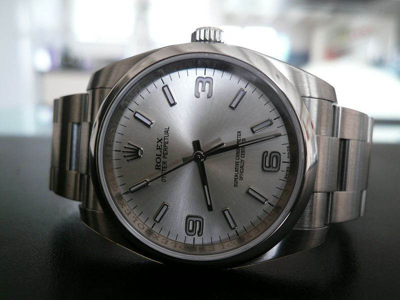 ROLEX OYSTER PERPETUAL
 	 
