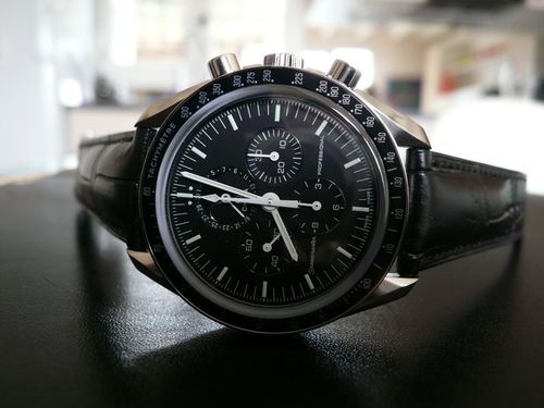 OMEGA SPEEDMASTER MOONPHASE