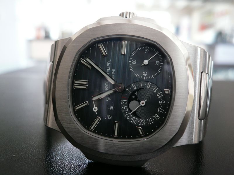 PATEK PHILIPPE NAUTILUS RESERVE DE MARCHE
 	 
