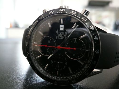 TAG HEUER CARRERA