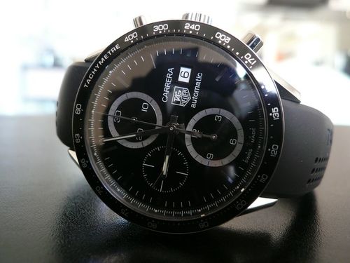 TAG HEUER CARRERA