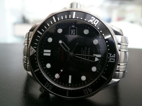 OMEGA SEAMASTER DIVER 300 M