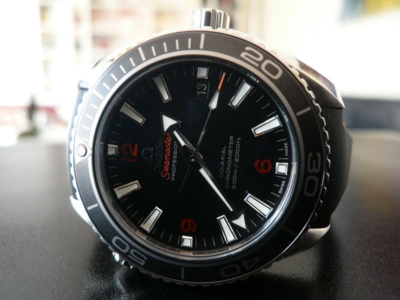 OMEGA SEAMASTER PLANET OCEAN 42 LUNETTE CERAMIQUE
 	 
