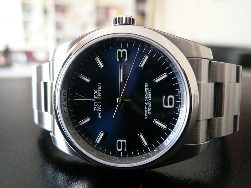 ROLEX OYSTER PERPETUAL
 	 
