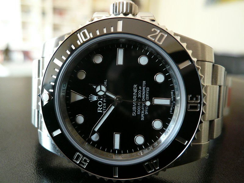 ROLEX SUBMARINER CERAMIQUE
 	 
