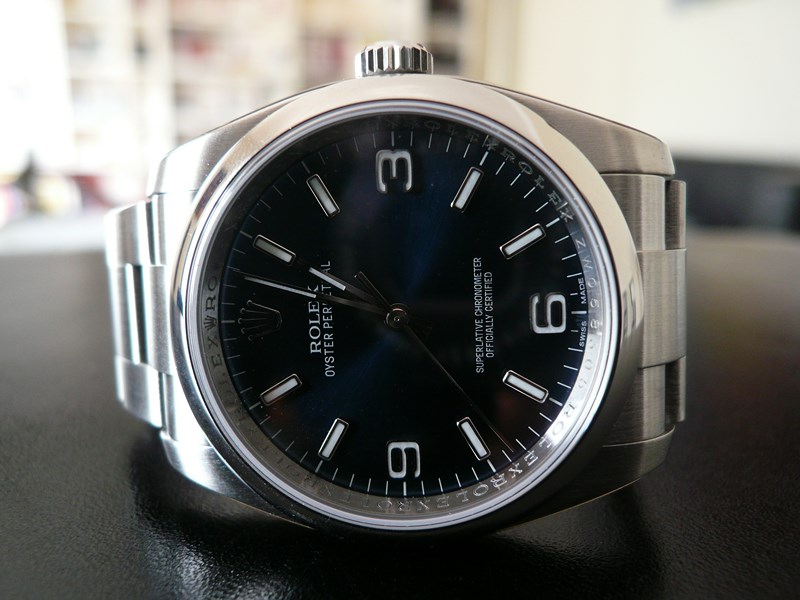 ROLEX OYSTER PERPETUAL
 	 
