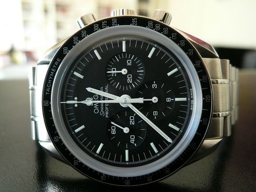 OMEGA SPEEDMASTER MOONWATCH