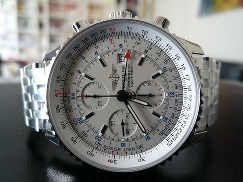 BREITLING NAVITIMER WORLD