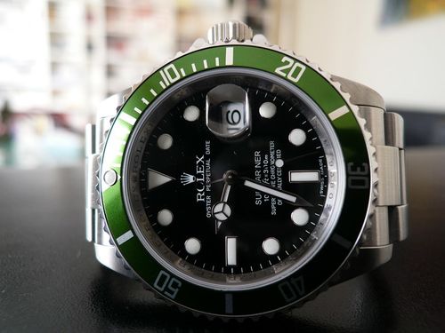 ROLEX SUBMARINER DATE LUNETTE VERTE