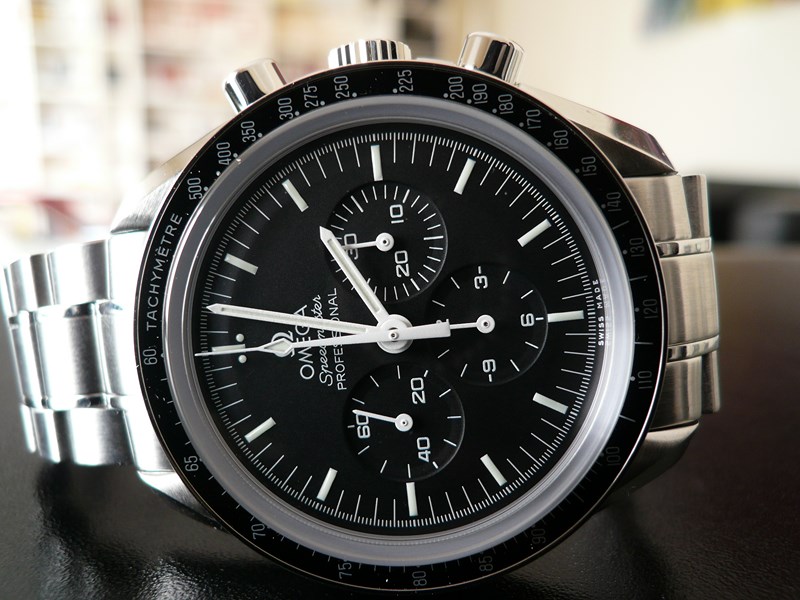 OMEGA SPEEDMASTER MOONWATCH
 	 
