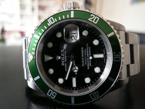 ROLEX SUBMARINER DATE LUNETTE VERTE