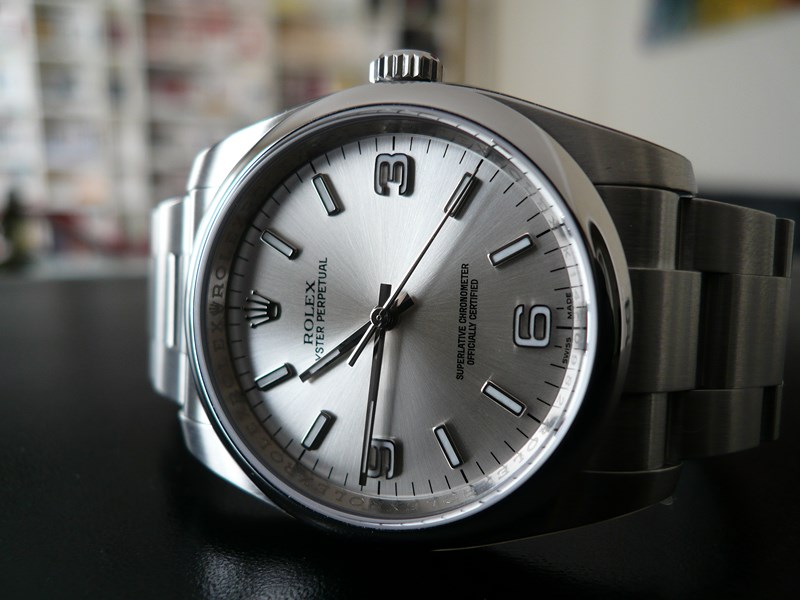 ROLEX OYSTER PERPETUAL
 	 
