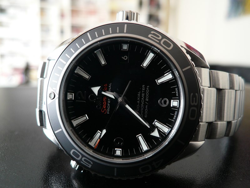 OMEGA SEAMASTER PLANET OCEAN 42 LUNETTE CERAMIQUE
 	 
