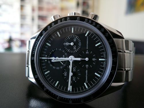 OMEGA SPEEDMASTER MOONPHASE